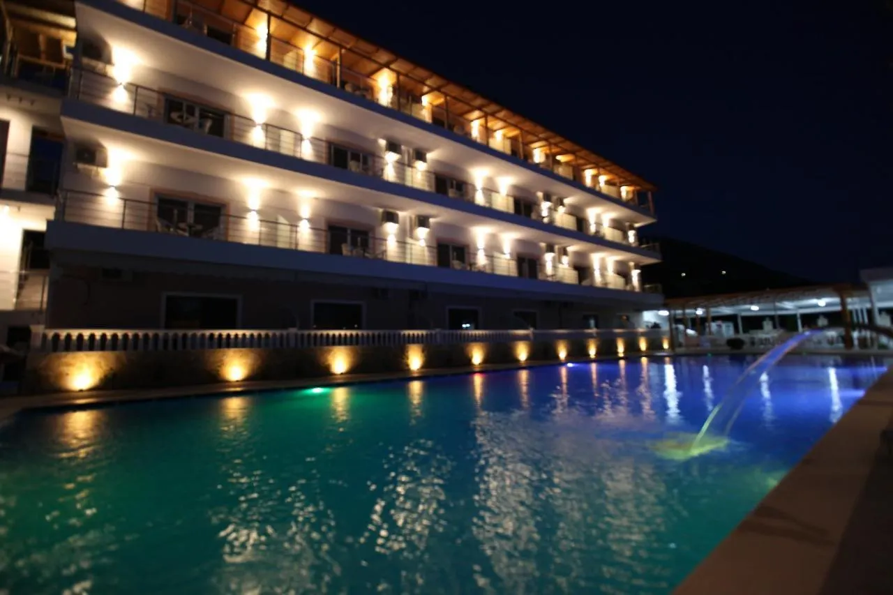 Hotel Riviera بورش 3*,  ألبانيا