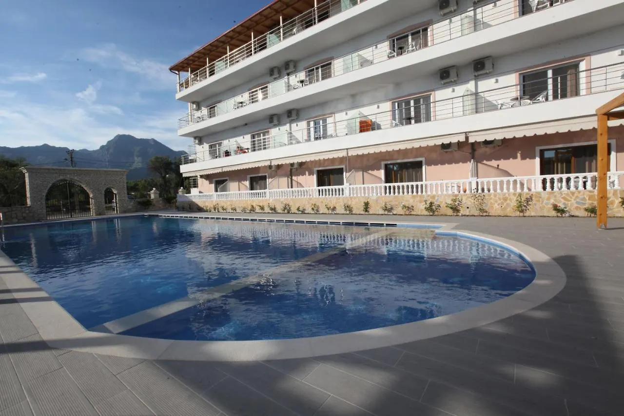 Hotel Riviera بورش
